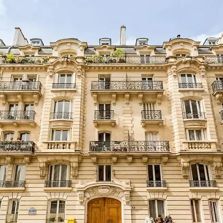 Apartment Chic Parisian Trocadero & Eiffel Tower